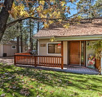 Heber-Overgaard Cabin with Deck in National Forest - Accommodation Los Angeles