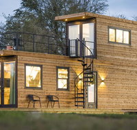 Helm 2 - Accommodation Los Angeles