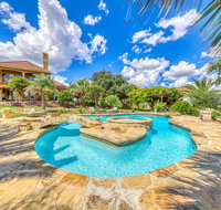 High Place - Accommodation Los Angeles