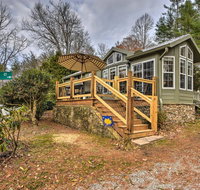 Highlands Woodland Nook - Hike to Waterfalls! - Accommodation Los Angeles