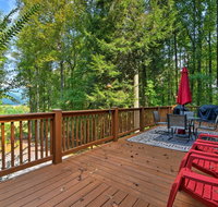 Hilltop Andrews Log Cabin with Game Room  Views - Accommodation Los Angeles