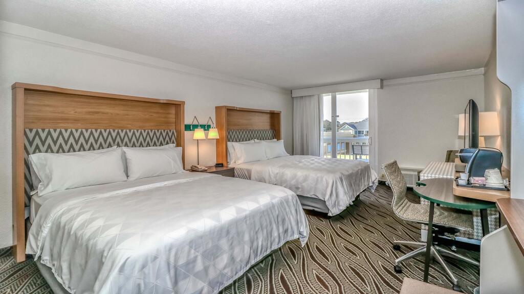 Holiday Inn Oceanfront At Surfside Beach - thumb 3