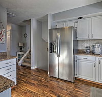 Home with Boat Ramp - Walk to Indian Lake, Pew Island - Accommodation Los Angeles