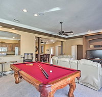 Ideally Located Bullhead City Townhome with Balcony! - Accommodation Los Angeles