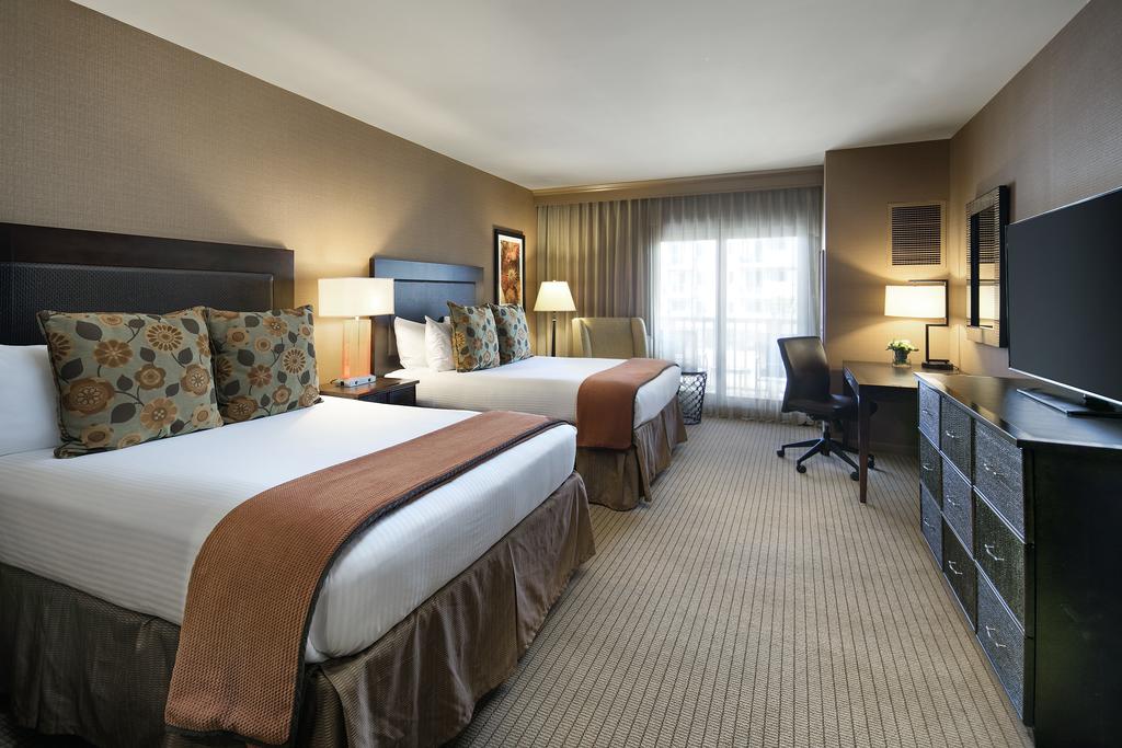 Jamaica Bay Inn - thumb 2