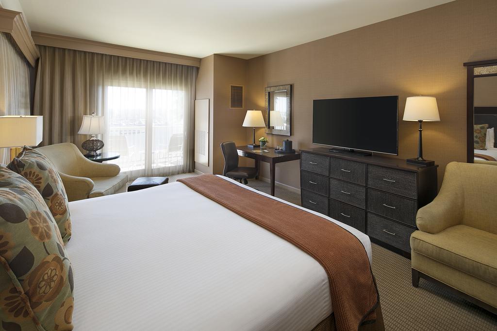 Jamaica Bay Inn - thumb 3