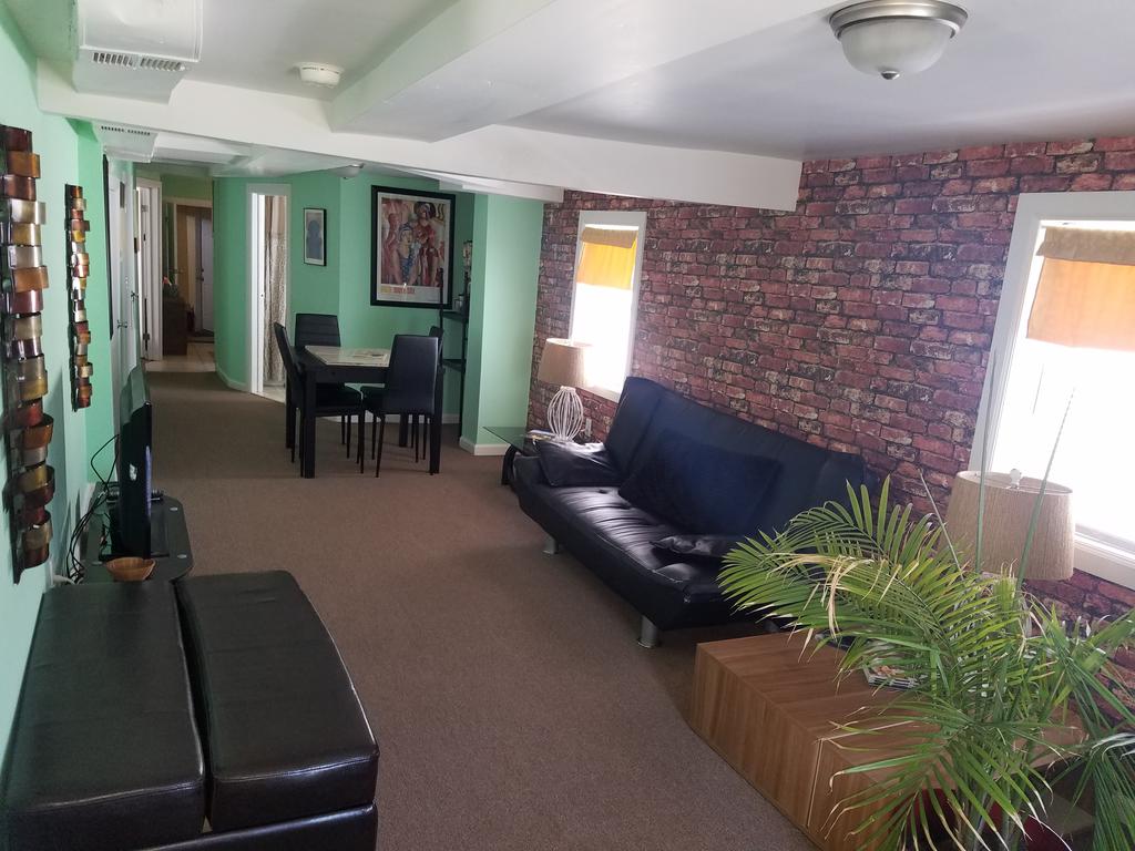 Jaris Beach Suite - thumb 0