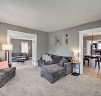 Lakeside Garden Home - 1 Mile to Main Street! - Accommodation Los Angeles