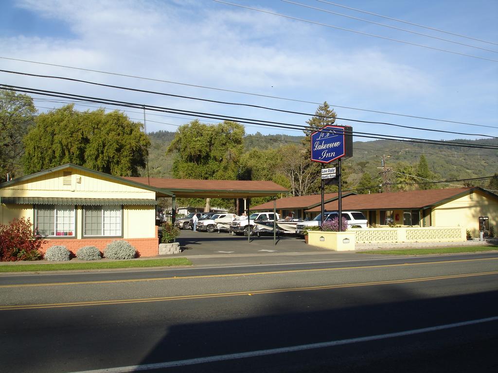 Lakeview Inn - thumb 2