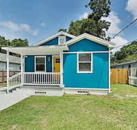 Lovely Old Seminole Heights Home with Grill & Deck home - Accommodation Los Angeles