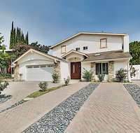 Luxe Home on Lake Lindero Near Country Club Golf home - Accommodation Los Angeles