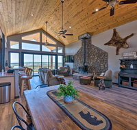 Luxe Lodge-Style Cabin with Views in AZ High Country - Accommodation Los Angeles