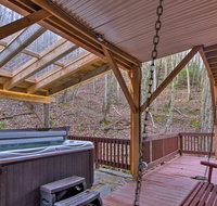Luxury Asheville Home with Game Room, Fire Pit and Deck - Accommodation Los Angeles