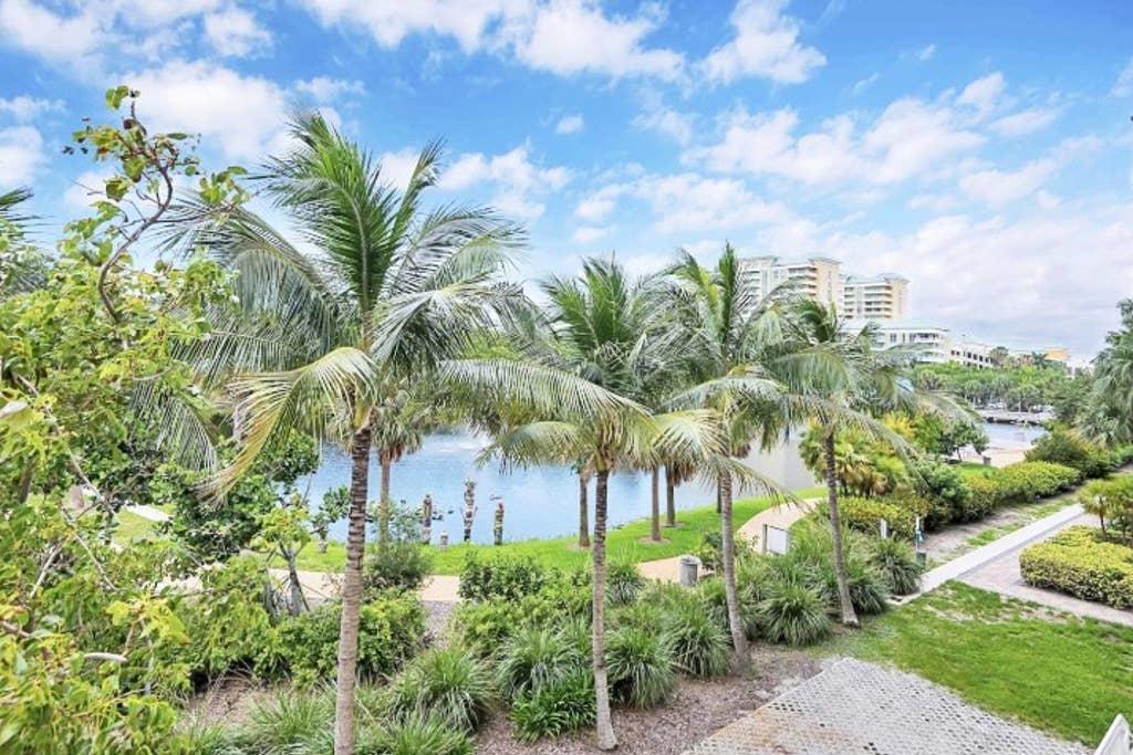 Luxury Near The Beach Book For An Amazing Stay - thumb 0
