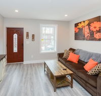 Luxury Rustic Retreat -Cozy Modern Home EZ Parking - Accommodation Los Angeles