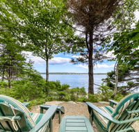 Main and Carriage House - Accommodation Los Angeles