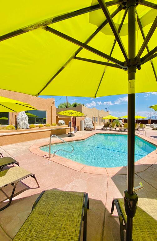 Mi Kasa Hot Springs Men's Club Resort - thumb 3