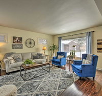 Midwest Coastal Gem, Walk to Lake Michigan! - Accommodation Los Angeles