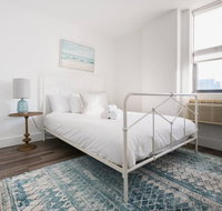 Modern Charm 2 BR Garden St. - 15min To NYC - Accommodation Los Angeles