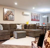 Modern New Home in Pocono Mountains - Accommodation Los Angeles