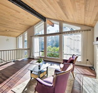 Modern-Style Home  13 Miles to Dtwn Seattle - Accommodation Los Angeles