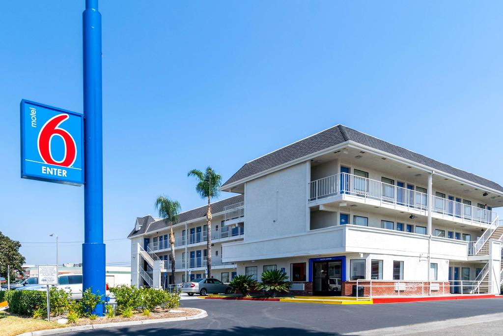 Motel 6-Anaheim, CA - Fullerton East - thumb 0