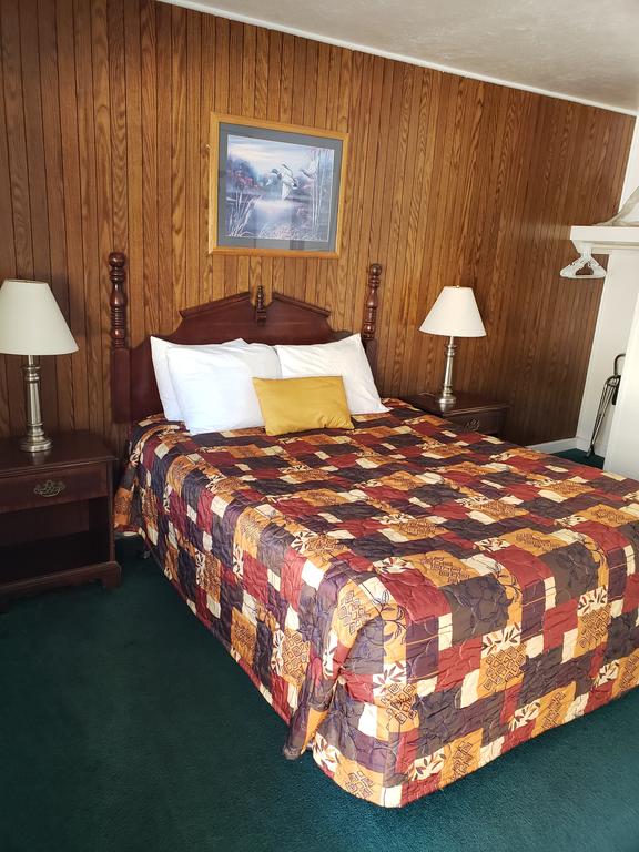 Mother Lode Lodge - thumb 1