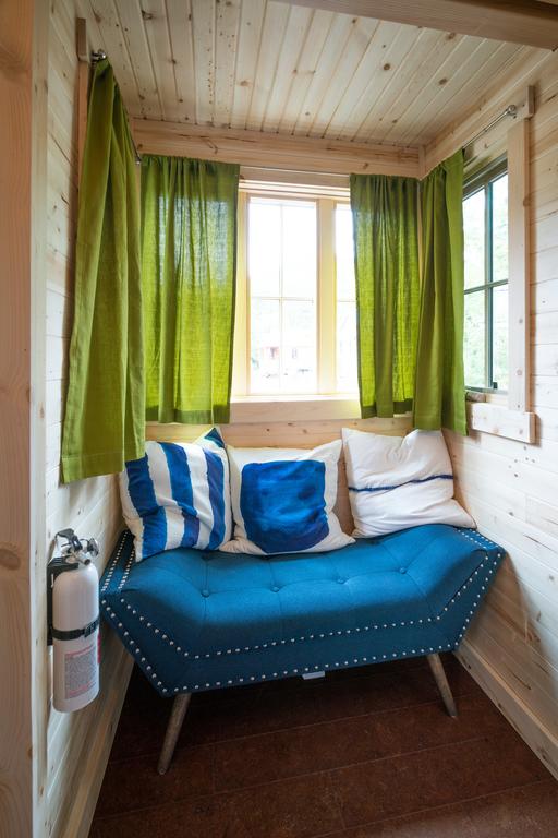 Mount Hood Village Zoe Tiny House 9 - thumb 3