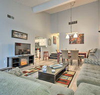 Mount Pocono Condo with Balcony - Near Mt Airy Casino - Accommodation Los Angeles