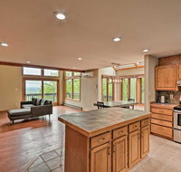 Mtn-View Townhome Less Than 1 Mi to Camelback Resort! - Accommodation Los Angeles