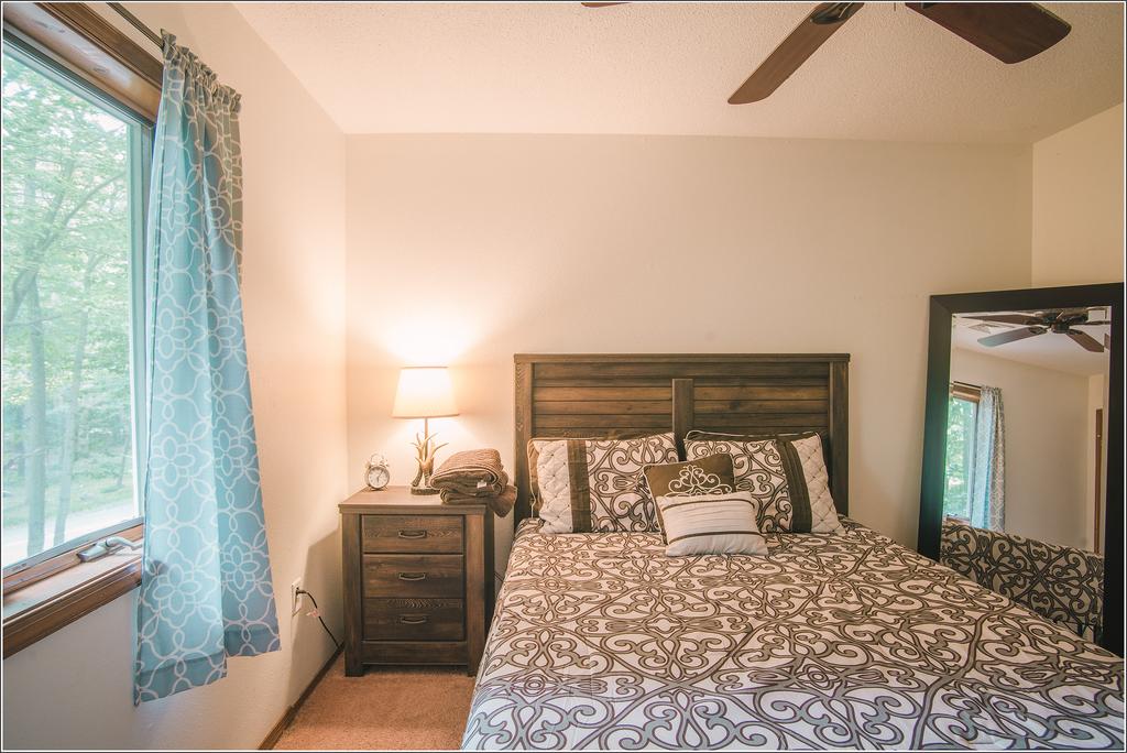 Navajo Cabin - thumb 3