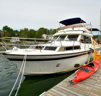 Nebi the Floating Hotel - Accommodation Los Angeles