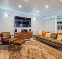 New Listing! Just Blocks from Warm Springs Ski Lifts & Hot Tubs for Apres Ski - Accommodation Los Angeles