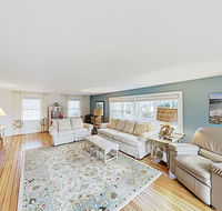 New Listing! Updated Estate by Nantucket Sound home - Accommodation Los Angeles