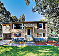 New Listing! Wooded Retreat W/ Firepit - Near Beach Home - Accommodation Los Angeles