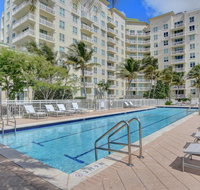 New one bedroom in Lux condo Casa Costa - Accommodation Los Angeles