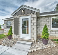 NEW-Updated St Anthony Cottage  8 Mi to Sand Dunes - Accommodation Los Angeles