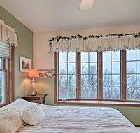 Northport Home with Deck  Panoramic Lake View - Accommodation Los Angeles