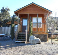 Oakzanita Springs Camping Resort Cabin 2 - Accommodation Los Angeles