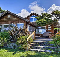 Oceanfront Escape with Pacific Views - Surf and Explore - Accommodation Los Angeles