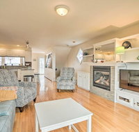 Oceanfront Family Getaway w/ Balcony + Grill - Accommodation Los Angeles