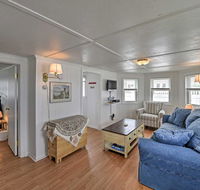 Peaceful Cottage with Grill - Steps to Matunuck Beach - Accommodation Los Angeles