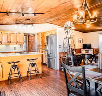 Peaceful Farm Home Outdoor Wanderlust - Accommodation Los Angeles