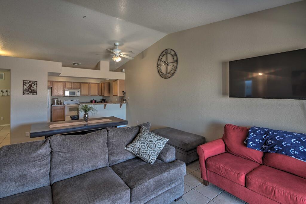 Pet-Friendly Lake Havasu Home With Spacious Yard - thumb 0
