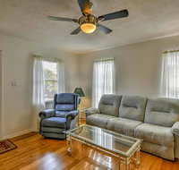 Pet-Friendly Punta Gorda Duplex with Covered Parking - Accommodation Los Angeles