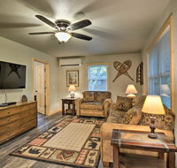 Petoskey Area Cabin Walk to Crooked River - Accommodation Los Angeles
