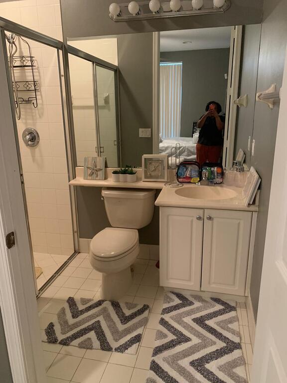 Private Room With Private Entry - thumb 3