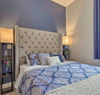 Private Solar Hill Apartment in Downtown Bristol - Accommodation Los Angeles