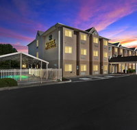 Quality Inn  Suites I-81 Exit 7 - Accommodation Los Angeles