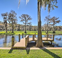 Rainbow River Oasis with Kayaks & Furnished Sunroom! - Accommodation Los Angeles